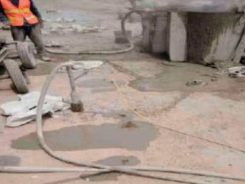 福田水泥混凝土路面板底注浆技术 路面脱空注浆整治方案