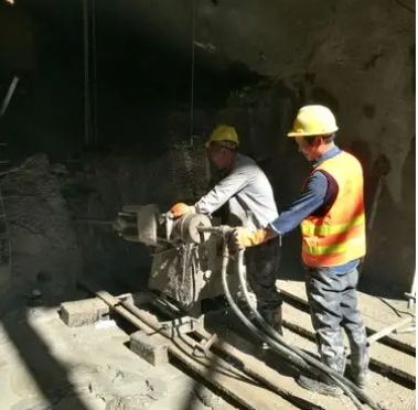 福田水下抗分散灌浆料特点 水下不分散注浆料介绍